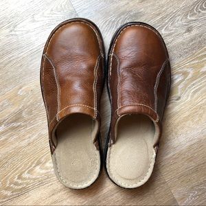 Dr Martens Brown Mules Slip Ons Size 9 Men/ 10 W